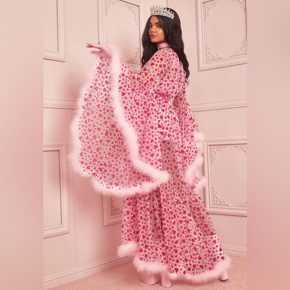 Rare Dolls Kill Sugar Thrillz Pink Heart Mesh Wrap Faux Fur Robe - Picture 2 of 10